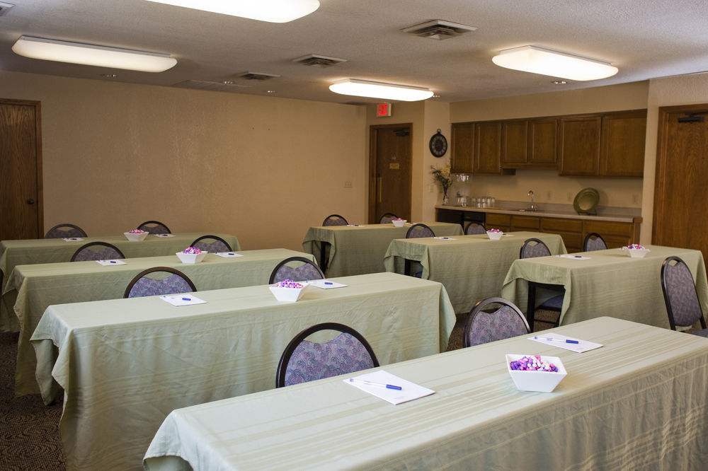 Cloverleaf Suites Kansas City Overland Park Exterior photo